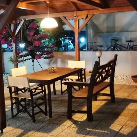 Apartamento Niki's House By The Sea *